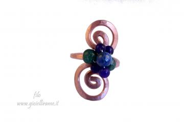 Anello artigianale in rame e pietre dure Cerere