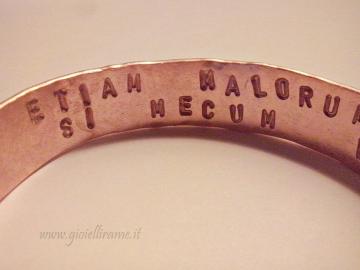 Bracciale in rame artigianale personalizzato con incisione interna